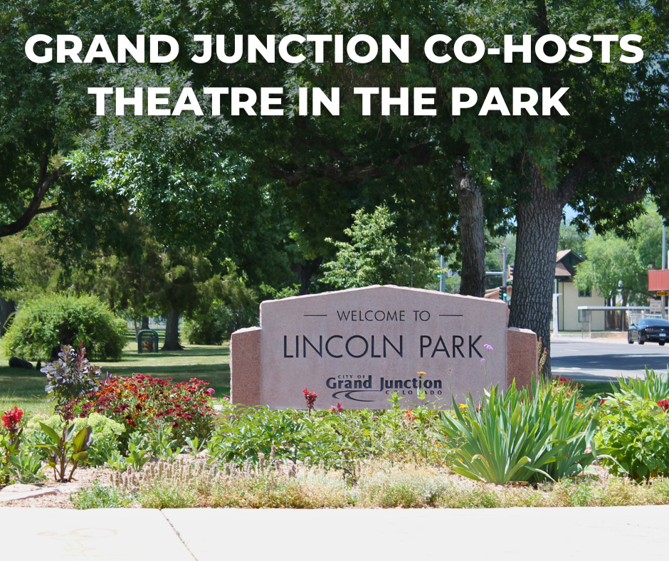 The sign at the entrance of Lincoln Park