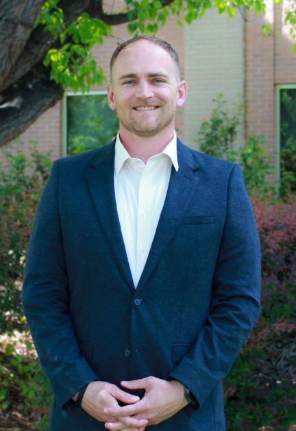 Robert Ballard Headshot